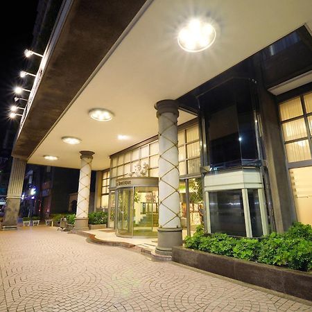 Lees Boutique Hotel Kaohsiung Luaran gambar