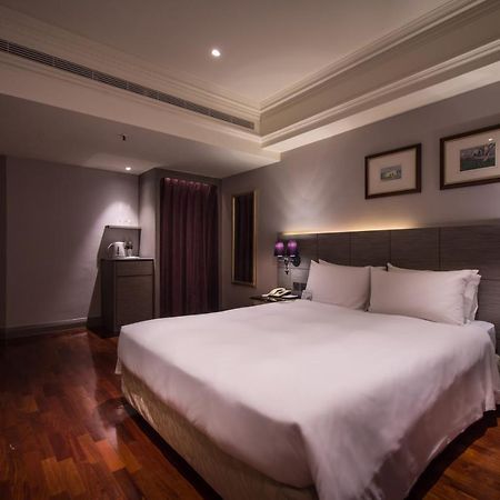 Lees Boutique Hotel Kaohsiung Luaran gambar