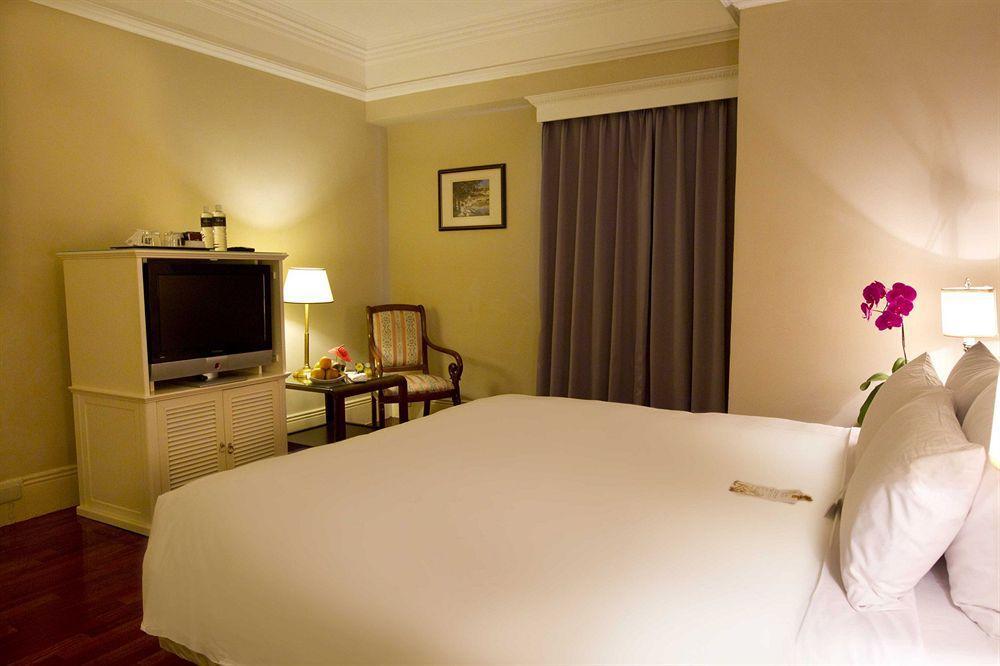 Lees Boutique Hotel Kaohsiung Luaran gambar