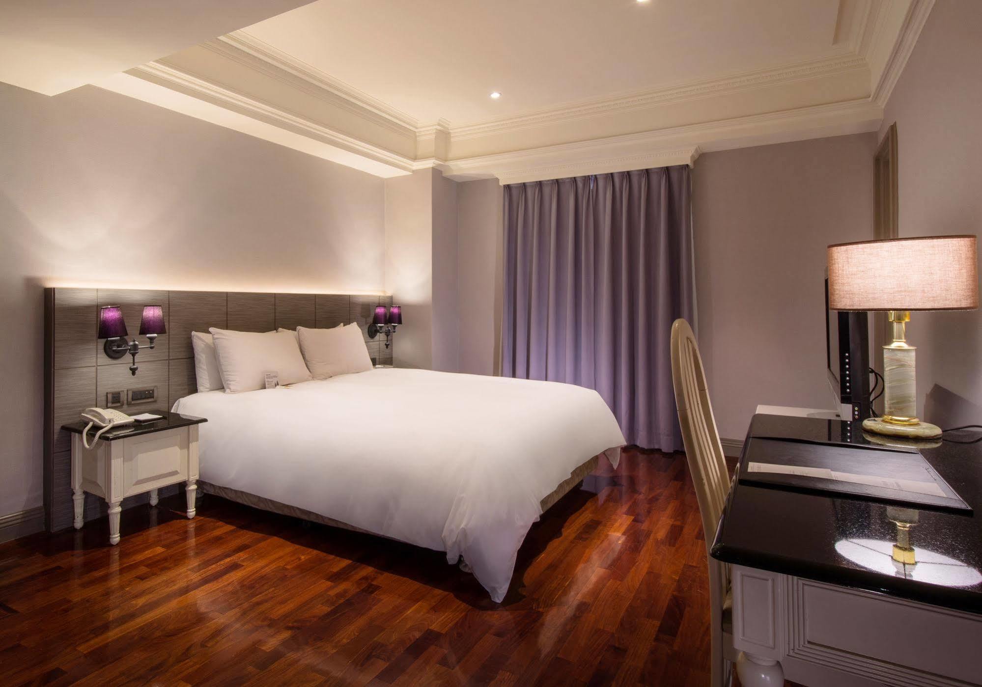 Lees Boutique Hotel Kaohsiung Luaran gambar