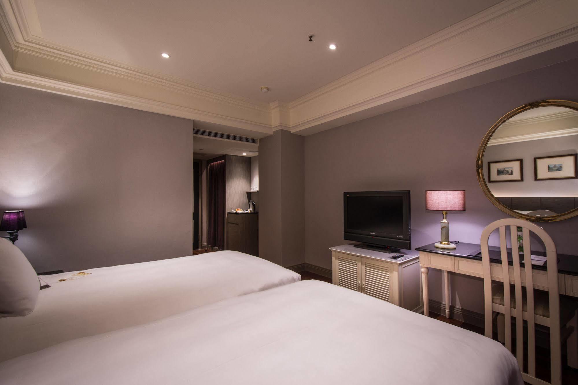 Lees Boutique Hotel Kaohsiung Luaran gambar