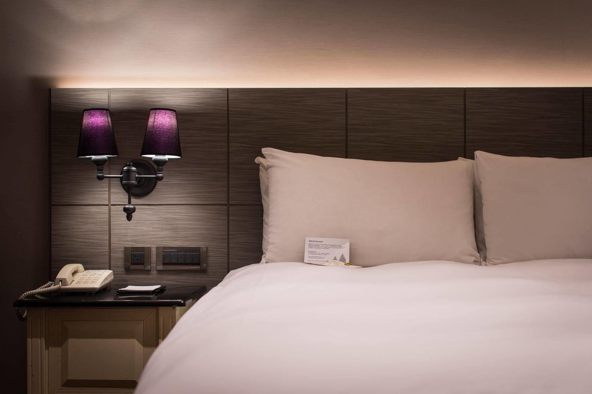 Lees Boutique Hotel Kaohsiung Luaran gambar